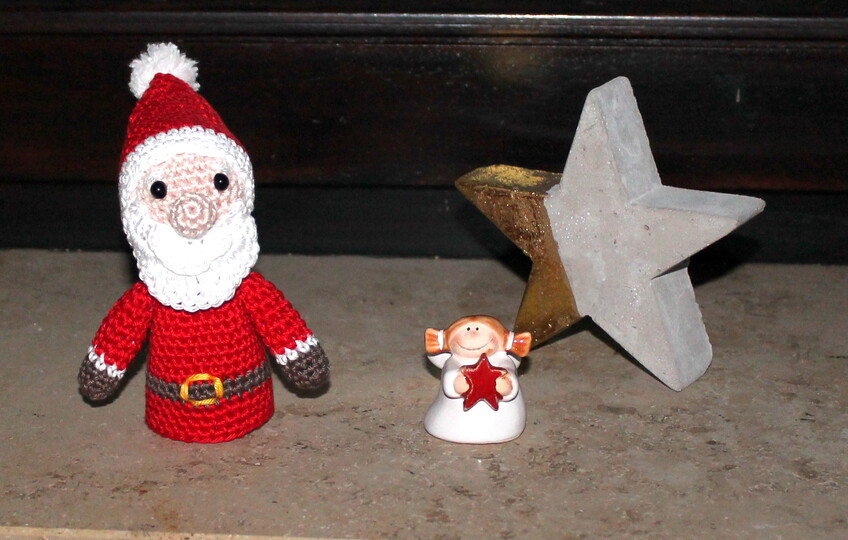 leuchtender Weihnachtsmann und Elch Häkelanleitungs Set