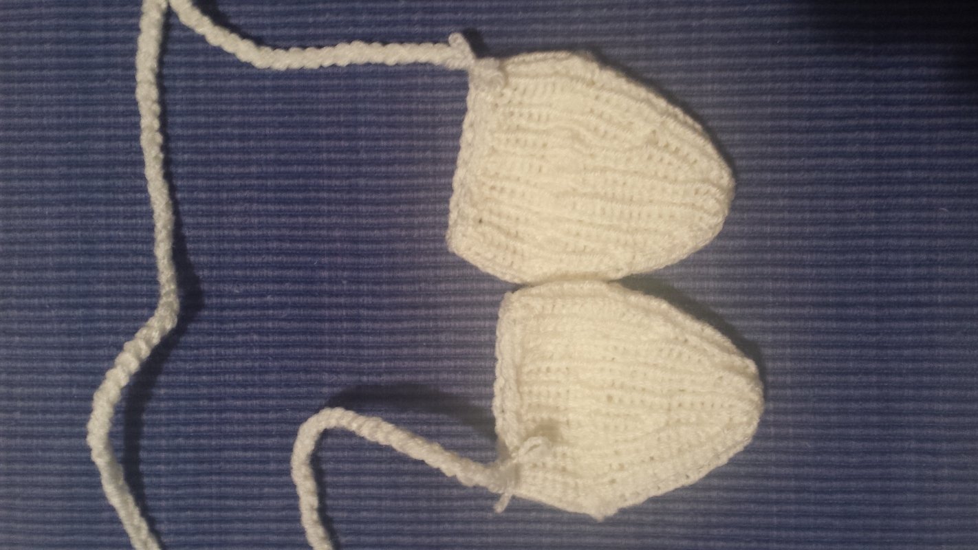 Anleitung kleine Fäustlinge für`s Baby - Bild 2