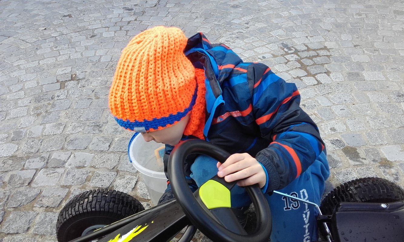 Beanie / Loop Set Sporty (inkl. Größentabelle) - Bild 2