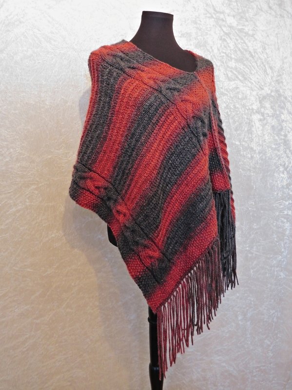Strickanleitung Poncho stricken mit Fransen Siria - Bild 6