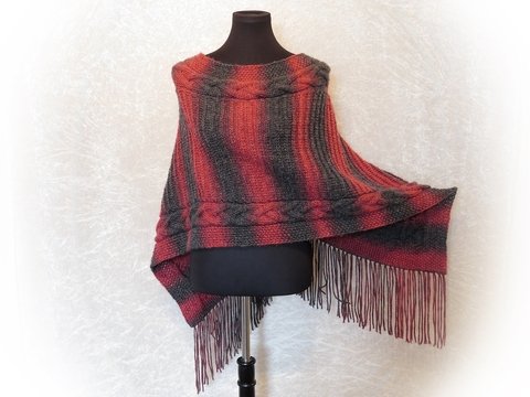 Strickanleitung Poncho stricken mit Fransen Siria