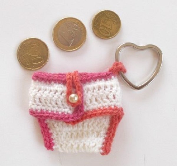 Häkelanleitung Schlüsselanhänger-Münztäschchen-Taschenbaumler-Windelhöschen