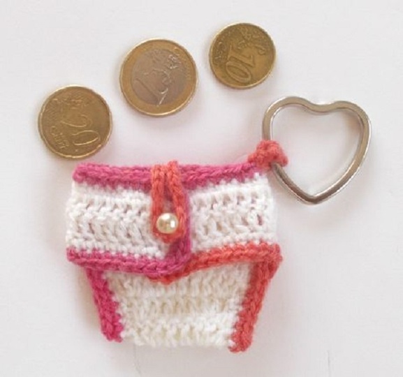 Häkelanleitung Schlüsselanhänger-Münztäschchen-Taschenbaumler-Windelhöschen