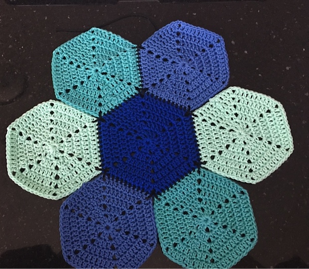 Häkelanleiung 6 eckiger Topflappen (doppelt), Hexagon