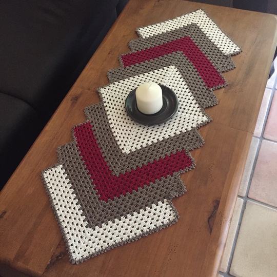 H&auml;keln / Sparpreis!!! Anleitung Grannydecke, Tischl&auml;ufer (rund) und Tischl&auml;ufer-Schneemann