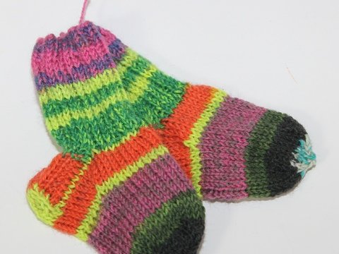 Anleitung Kleinkindsocken Ole & Ida in den Größen 28-33, mit Nadelspiel