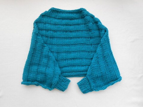 Poncho mit Ärmeln und Fallmaschen -  gestrickt aus Kollektion Wolke Hegenbarth