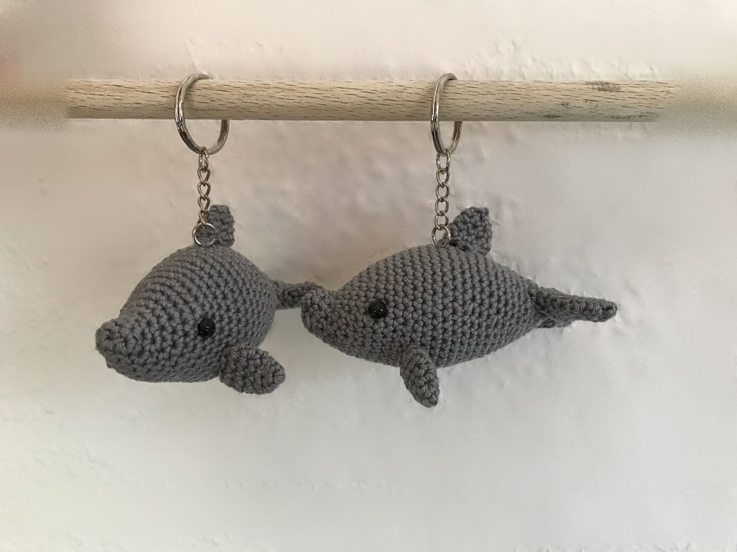 Häkelanleitung für einen Delfin - Schlüsselanhänger