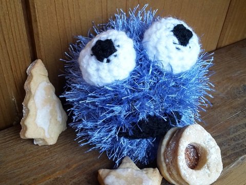 Kleines Wuschelmonster (Häkelanleitung)
