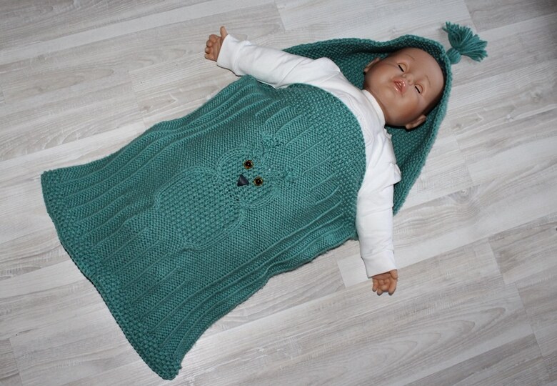 Strickanleitung Baby-Schlafsack, Schlupfsack mit Eulenmotiv, ca. 0 - 7 Monate