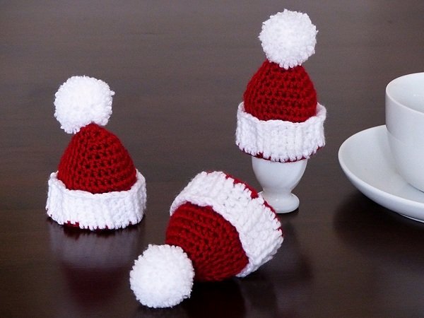 Egg Cosy Christmas Hat, Crochet Pattern