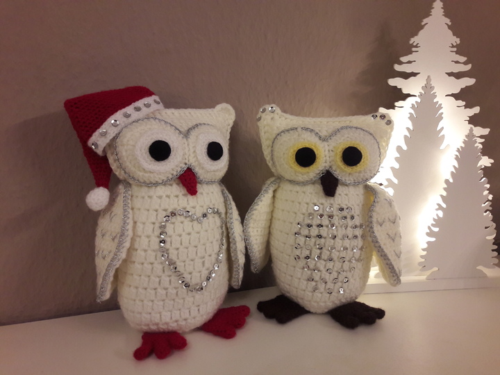 Amigurumi "Schneeeule Eumel und Weihnachtseule Eumely