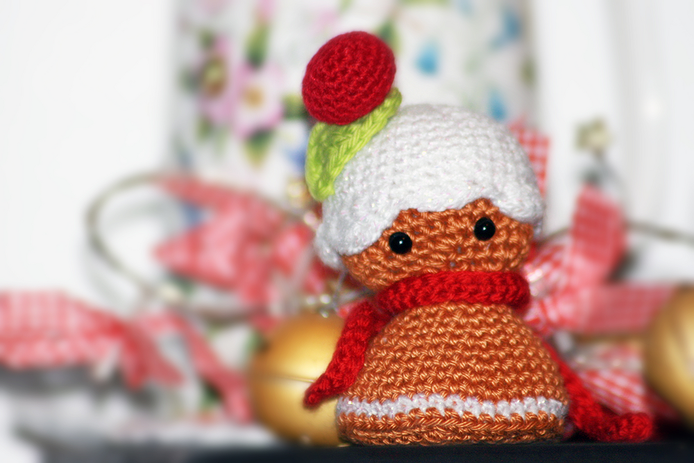 Einfache Häkelanleitung für ein Pfefferkuchen Männchen