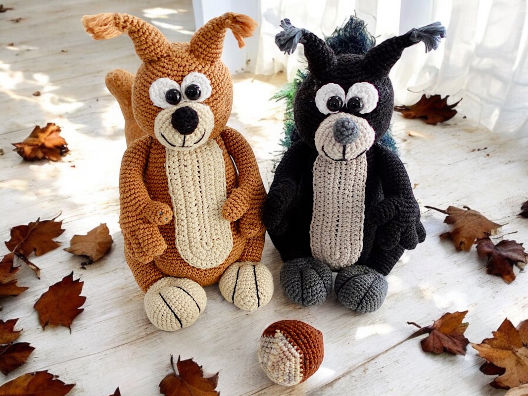Squirrels - Crochet Pattern