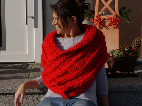 Schal-Poncho Red mit Zöpfchenmuster