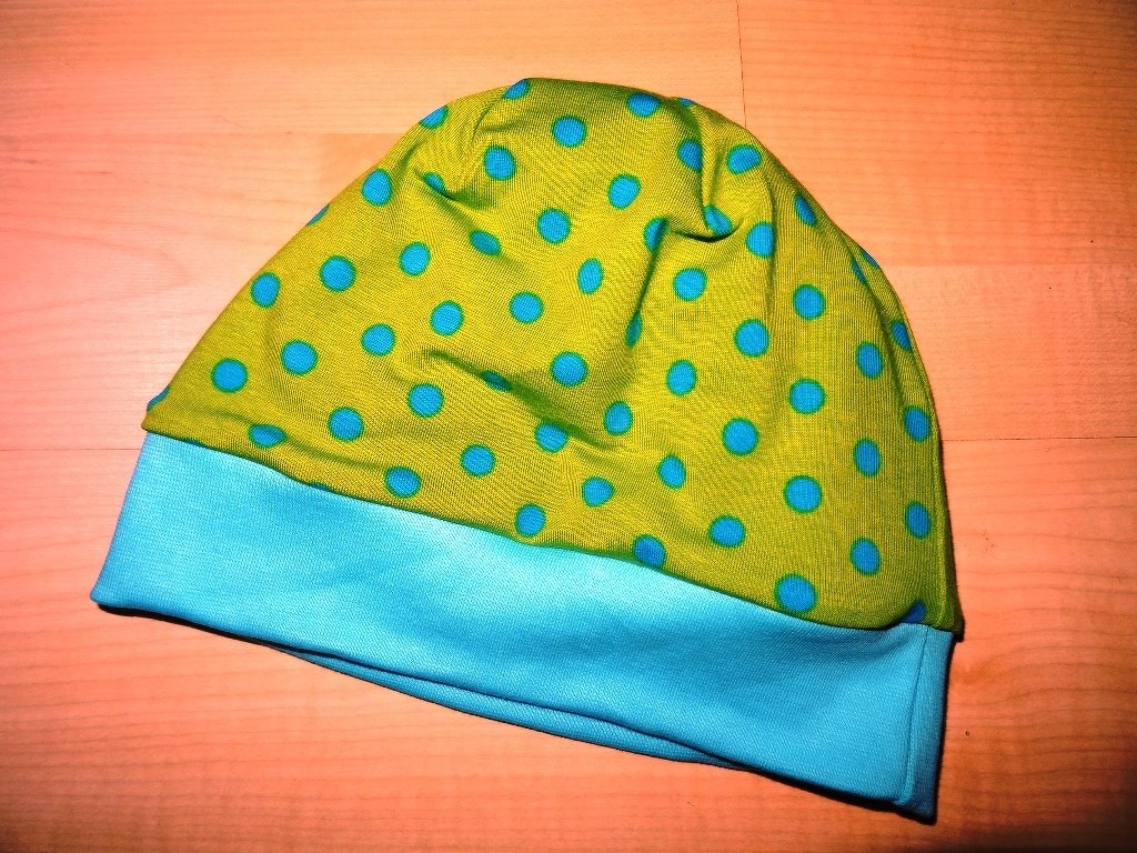 Wendemütze mit Bündchen und Schlupfschal nähen - Bild 9