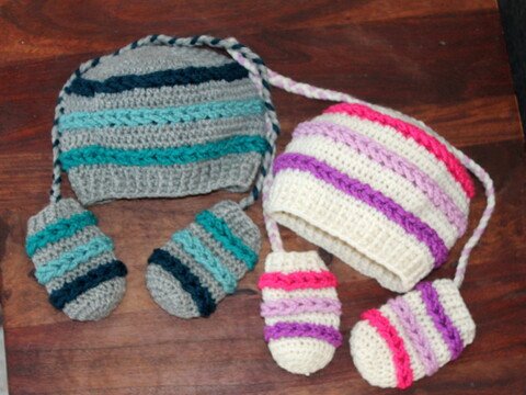 Erstlingsset Mütze und Handschuhe im Flechtmuster Häkelanleitung