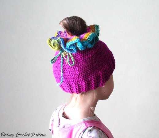 Messy Bun Hat, Ponytail Hat Crochet Pattern