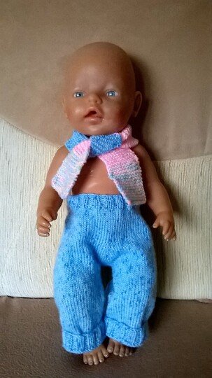 2 gestrickte Hosen für Babypuppe Größe 42
