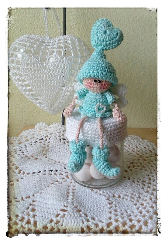 Häkelanleitung Wichtelchen Herzipinki / Dekobezug für Bonbonglas/ Deckelbezug für Marmeladenglas