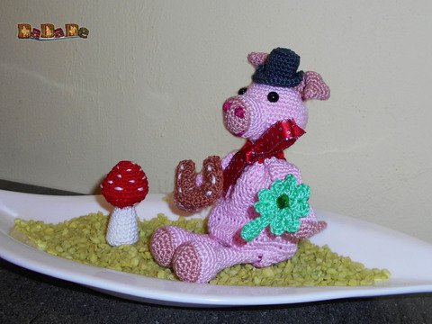 Geschenke-Tasche Tiere, das Schwein bringt Glück - gehäkelt von Dadade 