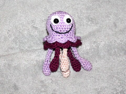 Mini Qualle Häkelanleitung