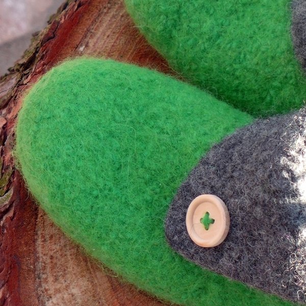Knitting felting