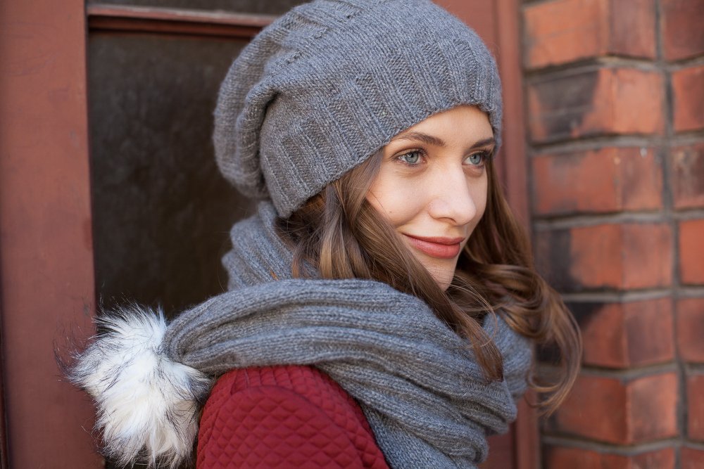 Accessoires-Set Mütze, Schal, Armstulpen, Tasche - Bild 4