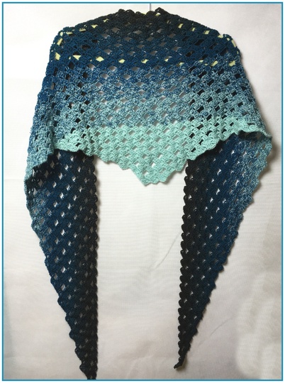 Tuch "Gitter-Look" mit 1 Bobbel häkeln