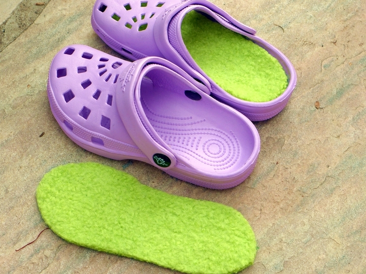 No more cold feet! Homemade felt soles: Knitting- and feltingpattern