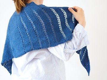 Pattern Tunisian Crochet Triangle Shawl "Schoeneberg"