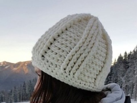 Wintermütze für Frauen (Häkelanleitung)
