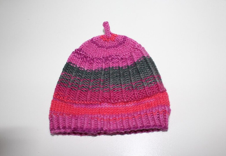 Strickanleitung Mütze für Kleinkinder, 2 Größen, 6 - 36 Monate