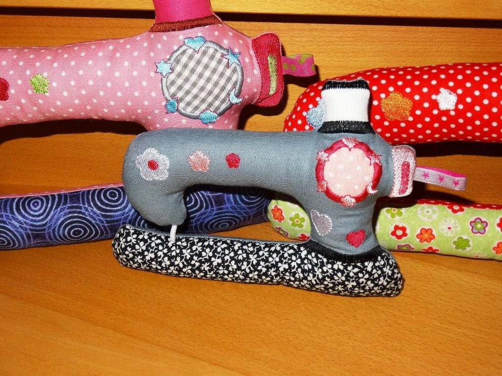 Sparset Stickdatei Nähmaschine Ith in 4 Größen 