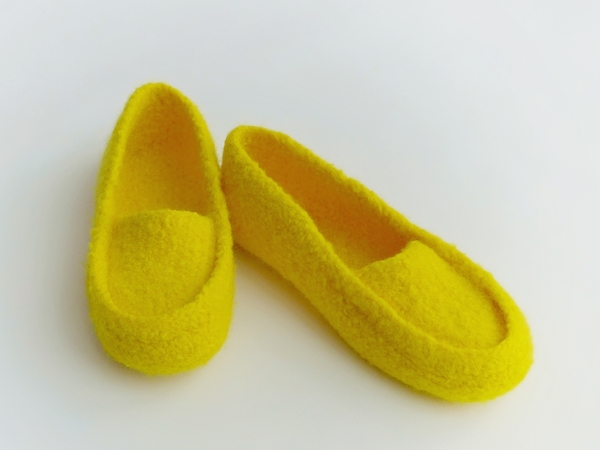 Knitting pattern - felt slipper / socks -any sizes!