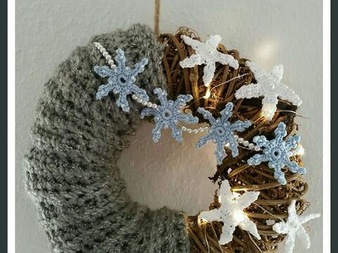 Häkelanleitung Winterlicher Türkranz