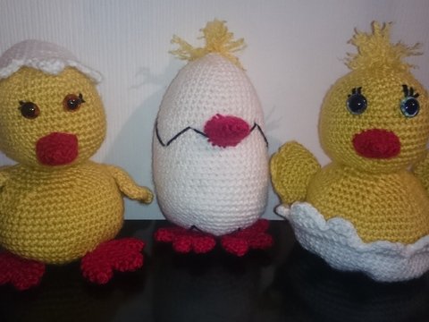 Häkelanleitung Osterkükenbande (ca. 15 cm hoch)