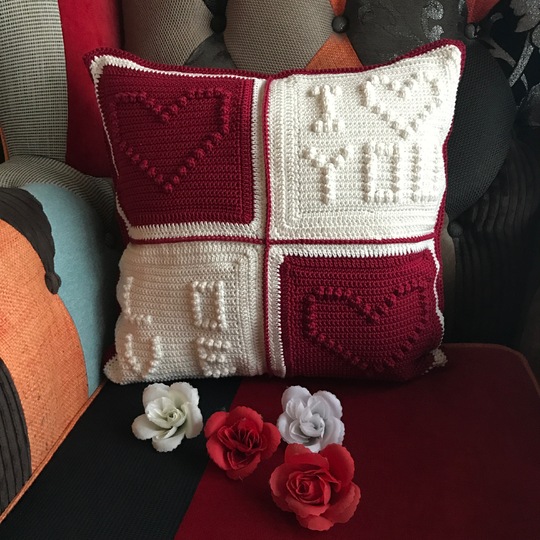 Häkeln / Dekokissen mit Herz