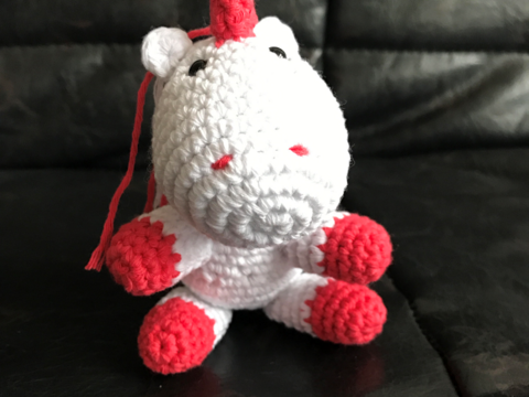 Häkelanleitung, Kleines Einhorn