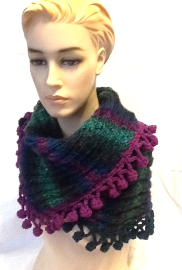 Loop, Halswärmer, Schal, "Schluckaufloop mit Bommelborte"