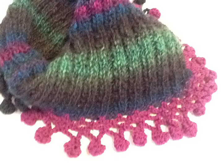 Loop, Halswärmer, Schal, "Schluckaufloop mit Bommelborte"