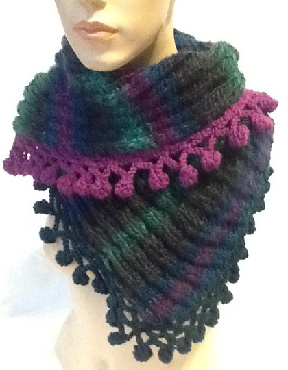 Loop, Halswärmer, Schal, "Schluckaufloop mit Bommelborte"