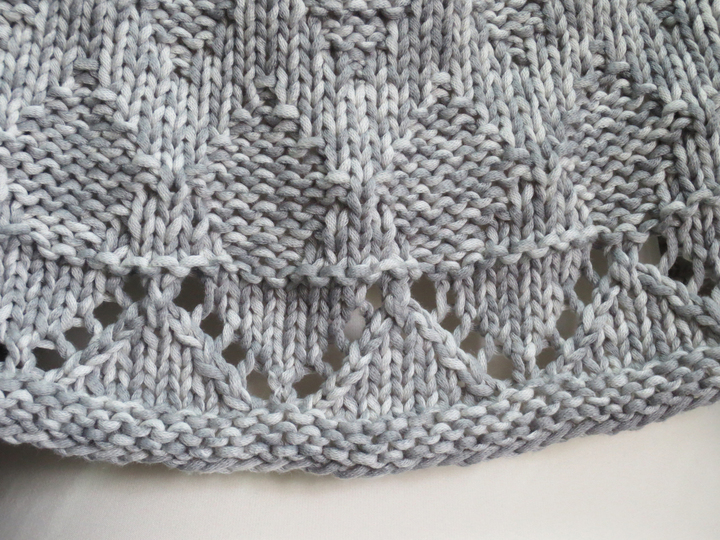 Strickanleitung Schulterwärmer Diamond