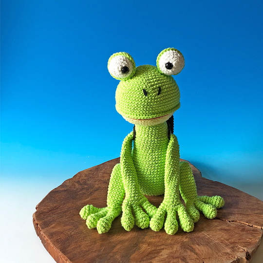 Crochet pattern Frog Lollo amigurumi