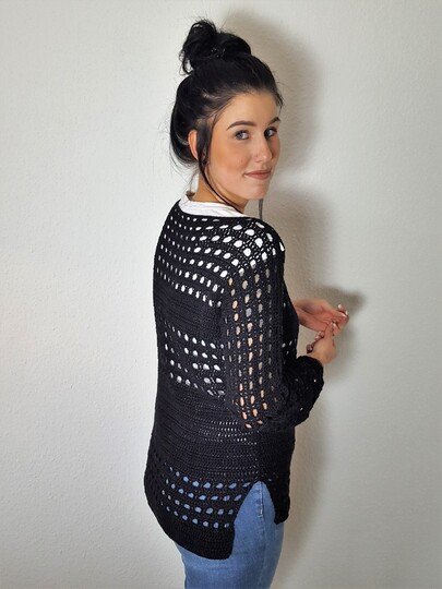 65 Häkelanleitung Pullover mit Lochmuster Lena