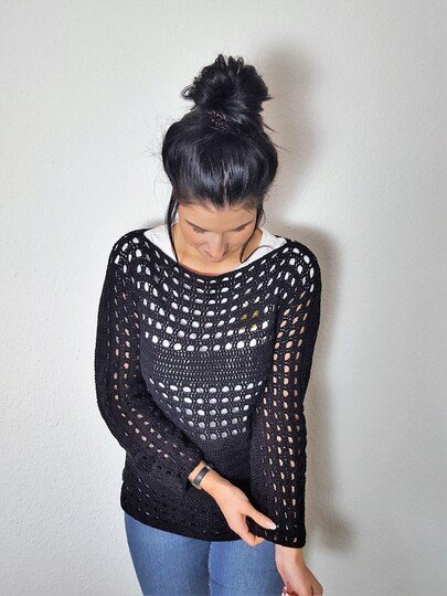 65 Häkelanleitung Pullover mit Lochmuster Lena