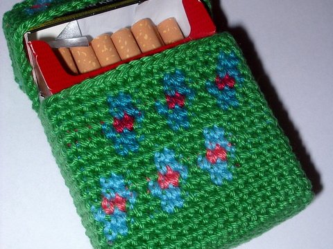 Häkelanleitung Zigarettenhülle Blümelein