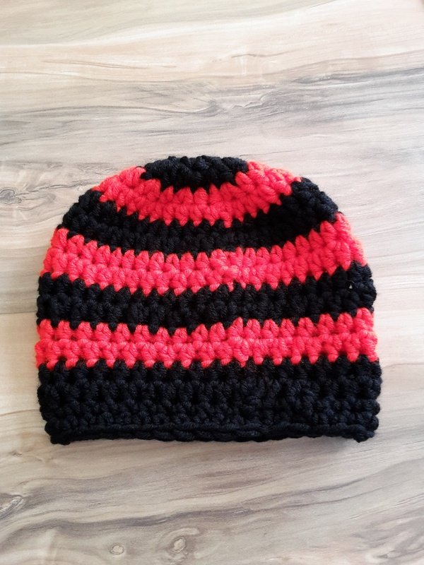 Gestreifte Häkelmütze (Häkelanleitung) 