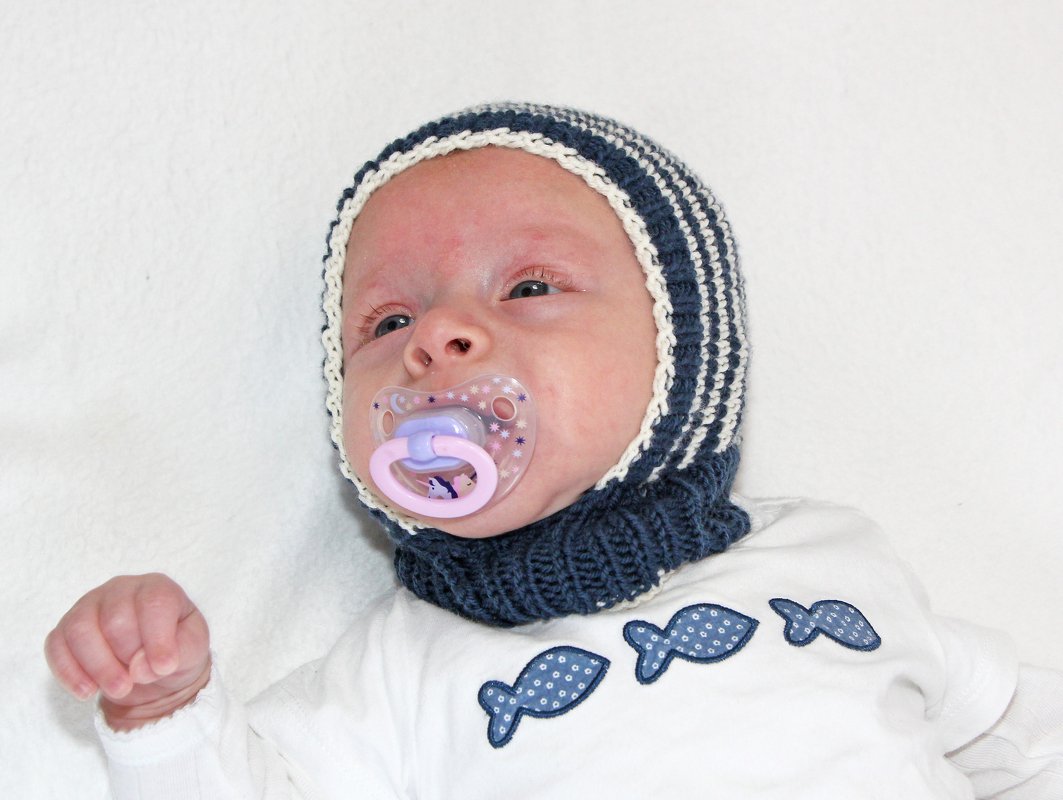 Strickanleitung Durchschlupfmütze Wirbelwind für die Größen 40-48cm - Bild 4