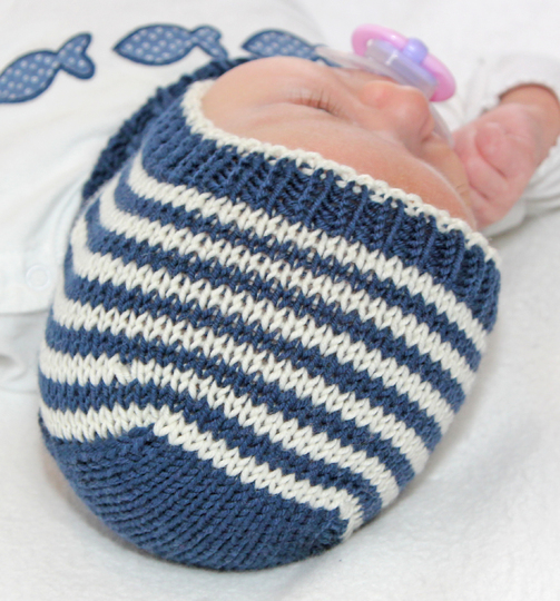 Strickanleitung Durchschlupfmütze Wirbelwind für die Größen 40-48cm